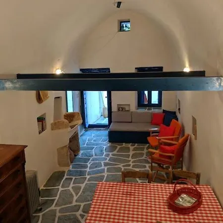 Сasa de vacaciones Old Cycladic House In The Heart Of The Chora. *